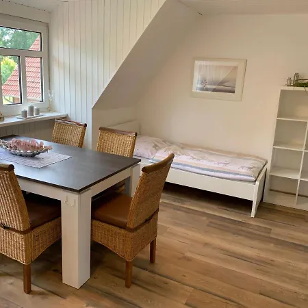 Monteurwohnungen 아파트 *