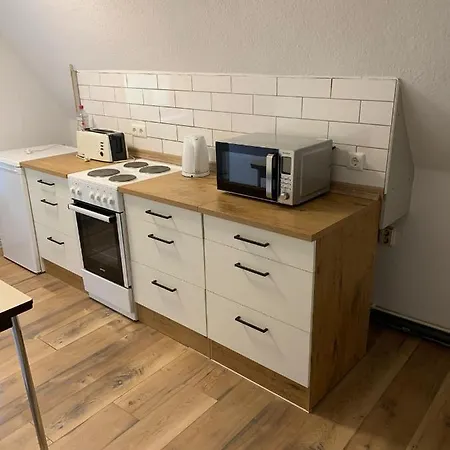 아파트 Monteurwohnungen 비셀호비드