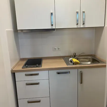 아파트 Monteurwohnungen *