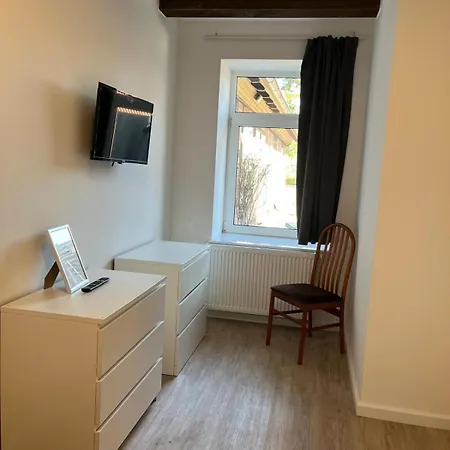 Monteurwohnungen 아파트 *