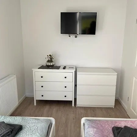 아파트 Monteurwohnungen 비셀호비드