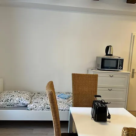 Monteurwohnungen 아파트