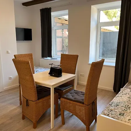 아파트 Monteurwohnungen *