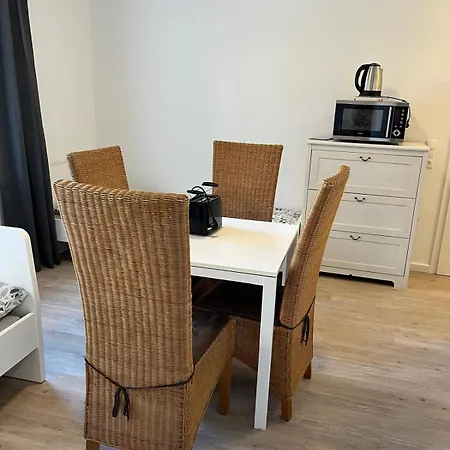 Monteurwohnungen 아파트 비셀호비드