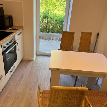 Monteurwohnungen 아파트 *