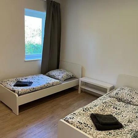 아파트 Monteurwohnungen 비셀호비드